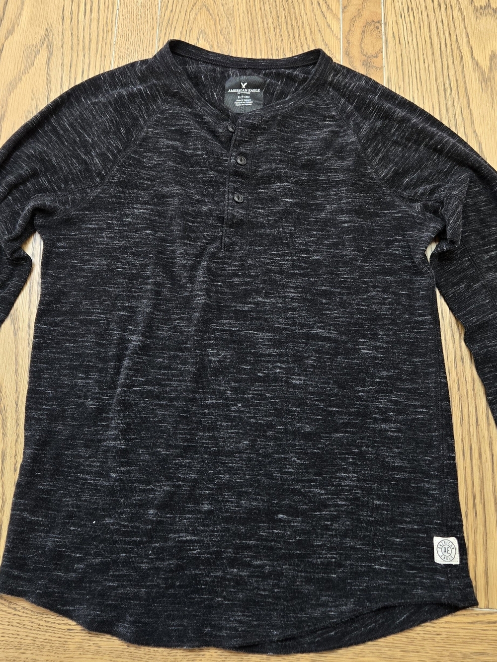 American Eagle Outfitters Men’s Black Heather Henley Long Sleeve Shirt